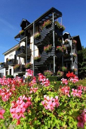 Hotel Val De La Cascade Stavelot Ngoại thất bức ảnh