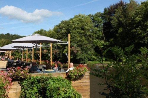 Hotel Val De La Cascade Stavelot Ngoại thất bức ảnh