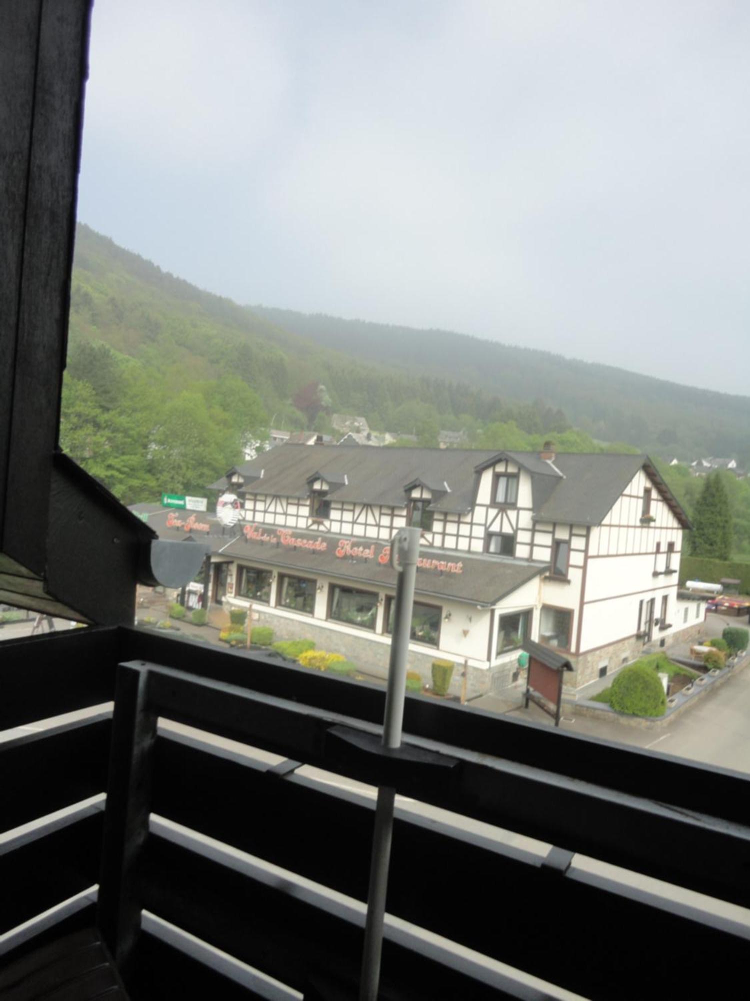 Hotel Val De La Cascade Stavelot Ngoại thất bức ảnh